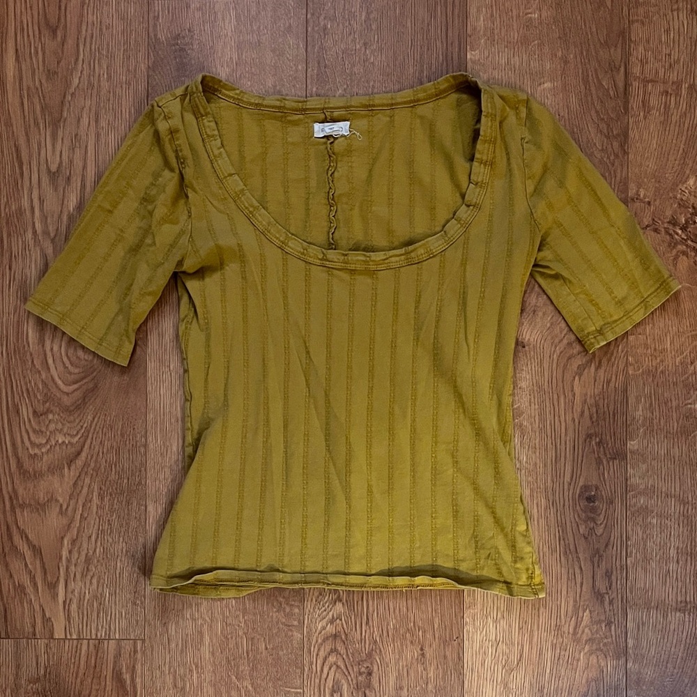 Pilcro (by Anthropologie) Mustard Short Sleeve Fitted Top XS